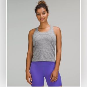 Swiftly Tech Racerback Tank Top 2.0
Race Length- Size 6